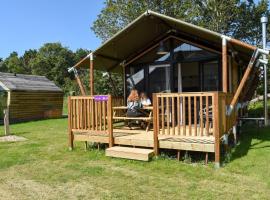 Safari Lodge, glamping aan zee!，位于卡兰茨奥赫的酒店