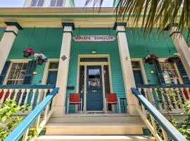Historic Galveston Apartment - 1 Mi to The Strand!