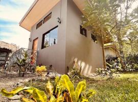 CASA NOIL, Beautiful Eco House near the beach!，位于别霍港的公寓