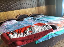 Aangan Resort, Bageshwar，位于Bāgeshwar的酒店