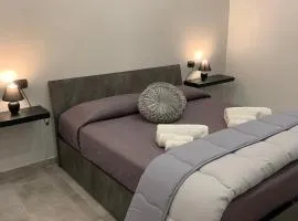 miris apartment fast comfortable naples airport capodichino 25 minutes walk self check-in