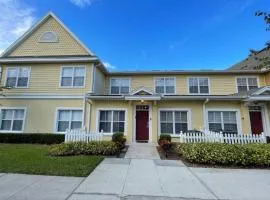 Charming Kissimmee Townhouse