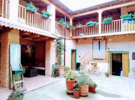Casa Las Eras，位于圣马丁德尔卡米诺的酒店