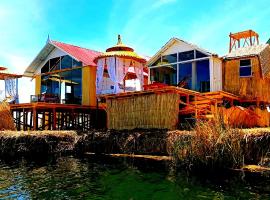 Uros Lake Titicaca Lodge，位于普诺的山林小屋