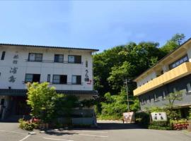 浦岛日式旅馆，位于尾道市Onomichi Uzushio Country Club附近的酒店