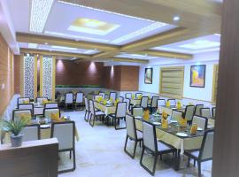 HOTEL HILLWAY，位于奎隆的酒店