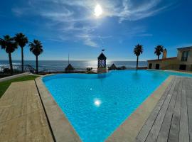 Lux Parede Ocean View，位于帕雷迪的酒店