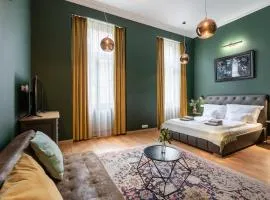 The Pearl of the Heart of Budapest