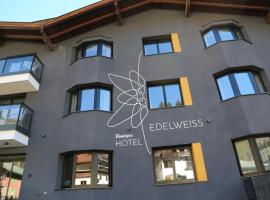 Boutique Hotel Edelweiss，位于圣安东阿尔贝格的酒店