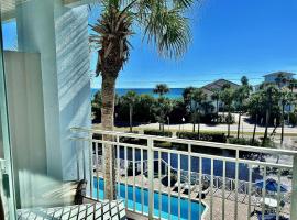 Cabana's @ Gulf Place #308，位于圣罗莎海滩的带按摩浴缸的酒店