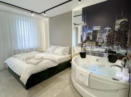 President Lux Apartment，位于帕莱的酒店