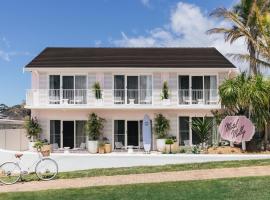 Motel Molly - Boutique Hotel Mollymook，位于莫里莫科的酒店