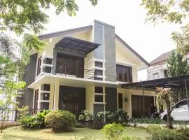 Aldeoz Dago Pakar Private Villa Bandung