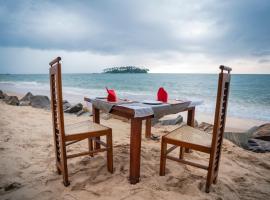 Sumadai Beach Hotel，位于贝鲁沃勒的酒店