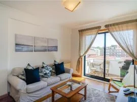 Seaside Cozy 3 Bed in Matosinhos