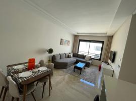 SUITE APPARTEMENT BOURGOGNE 2 pièces，位于卡萨布兰卡German Chamber of Commerce and Industry of Morocco附近的酒店