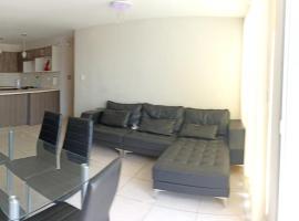 Apartamento duplex, con terraza y vista de Chiclayo，位于齐克拉约的酒店