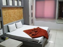 Hotel Arjun Palace , Gadarwara，位于Gādarwāra的酒店