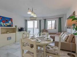 797 Holiday Rentals - Amplio piso para 4 en el centro de arroyo de la miel