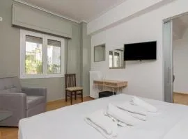 Fully renovated 1 bedroom condo