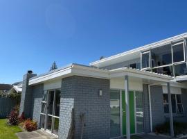 Green Door - One bedroom apartment