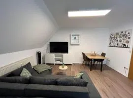 Neue 45 QM Eigentumswohnung, Balkon, Tiefgarage