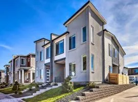 6 Mi to Dtwn Denver Townhome with Patio!