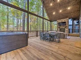 Broken Bow Cabin with Private In-Law Suite and Hot Tub