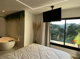 Lindo Apartamento com banheira e linda vista a 500 m do Capivari