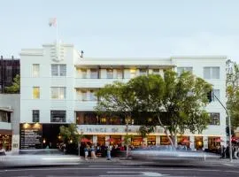 王子酒店，位于墨尔本圣基尔达群岛的酒店