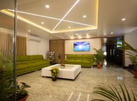 Villa Grand Hotel Near Kempegowda International Airport，位于班加罗尔Kempegowda International Airport - BLR附近的酒店