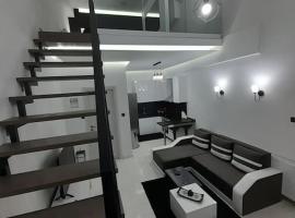 K&K Luxury Loft Apartment，位于塞雷的酒店