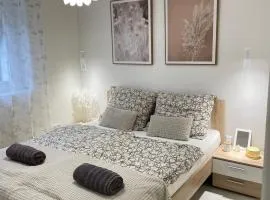 Relax Nyaraló Dombori