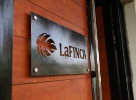 LaFinca Hostel Siargao，位于San Isidro的酒店