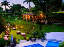 Finca Hotel Loma Verde，位于金巴亚的青旅