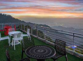 Aravindam House I Open Rooftop & Garden I Bonfire I By Vanasthali Kasauli，位于卡绍利的度假屋