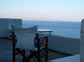 Beach House in Tinos island，位于Kardiani的乡间豪华旅馆