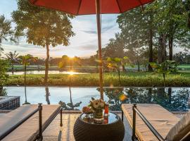 Summit Windmill Golf Suite Hotel at Suvarnabhumi，位于曼那的酒店