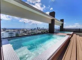 1br Luxury Condo Jacuzzi, gym Mountains with parking lot