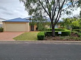 Busselton Broadwater Holiday Home