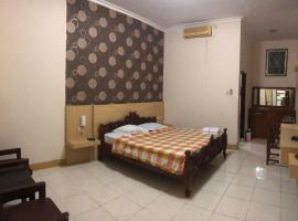 Grafika Hotel dan Resto，位于Gombong的酒店