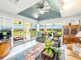 Tropical Elegance Golf Course Penthouse