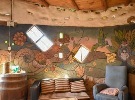 Ecohostel Tay Pichin，位于圣马科斯塞拉的酒店