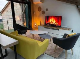 Maison esprit loft，位于Courbesseaux的酒店