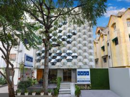 Keys Select by Lemon Tree Hotels, Gandhi Ashram, Ahmedabad，位于萨达尔·瓦拉巴伊·帕特尔国际机场 - AMD附近的酒店