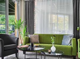 Best Western Hotel Varnamo，位于韦纳穆的酒店