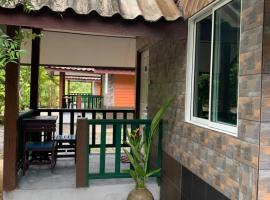 Krua Chehe Resort ครัวเจ๊ะเห รีสอร์ท，位于Ban Khok Muang的酒店