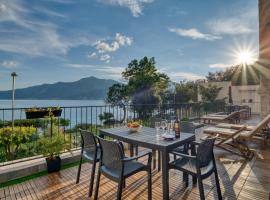 Beachfront Villa Nautica，位于科托尔的滑雪度假村