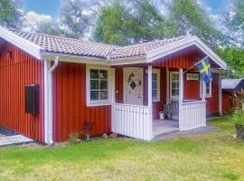 Lovely Home In Röke With Wifi