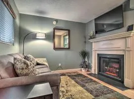 Cozy Downtown Gatlinburg Condo with Pool Access